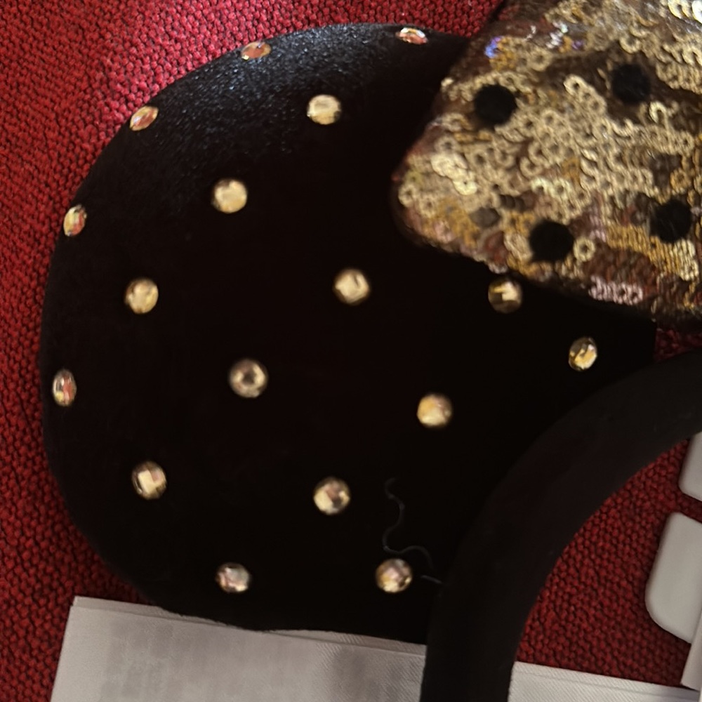 Fancy Minnie Mouse ears. - Picture 3 of 4